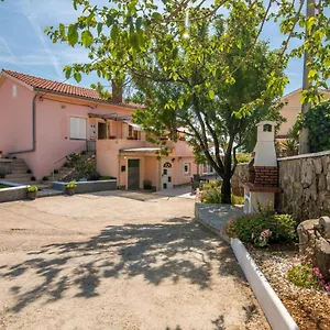 Appartamento Dino, Vrh (Krk)