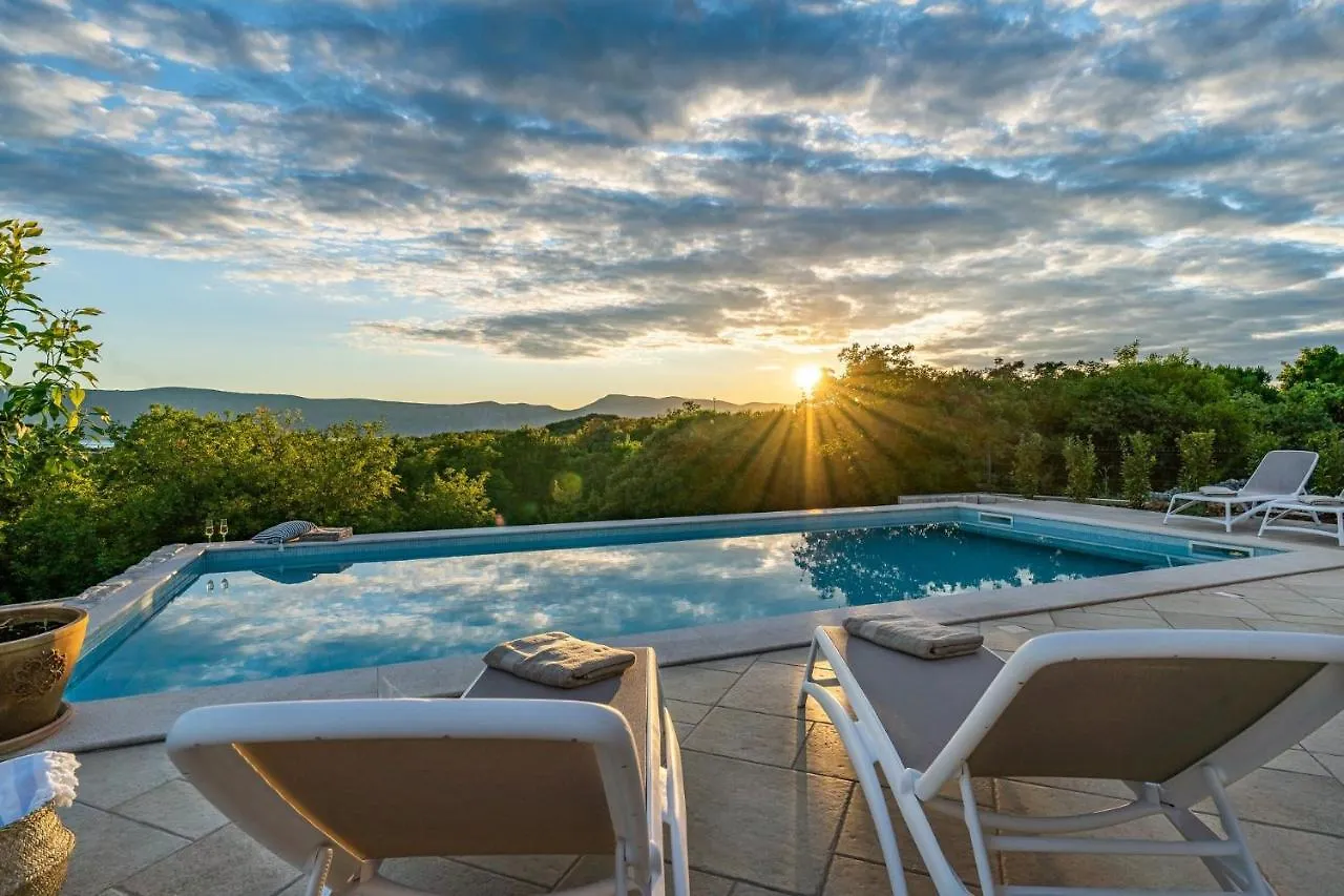 Beautiful Villa Casa Materossa Vrh